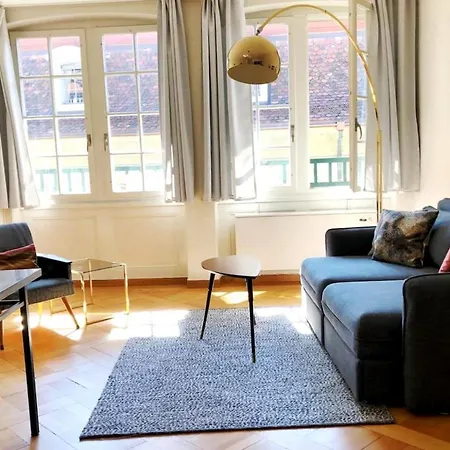 Apartment Spacious Flat Around The Corner From Zytglogge Bern